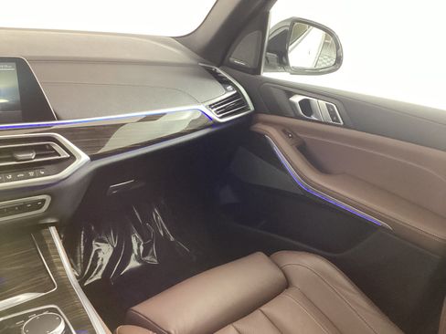 Used 2021 BMW X5 xDrive40i w/ Premium Package 2 image 15