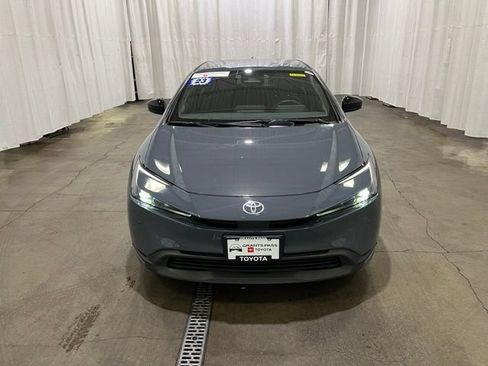 Certified 2023 Toyota Prius LE FWD image 8