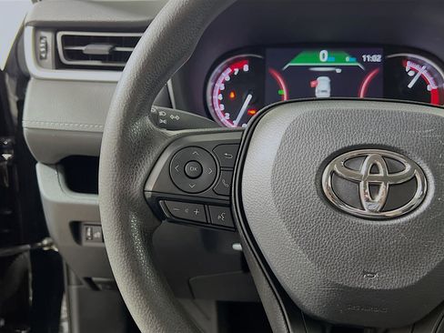 Used 2024 Toyota RAV4 XLE FWD image 19