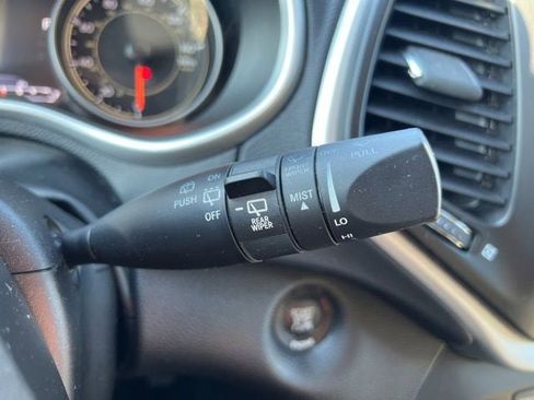 Used 2016 Jeep Cherokee Limited FWD image 21