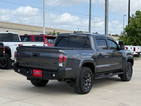 Used 2022 Toyota Tacoma Limited w/ Nightshade Package AWD/4WD image 4