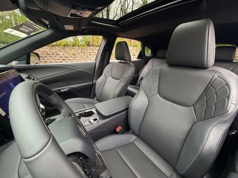 Used 2025 Lexus RX 350 Premium FWD image 15