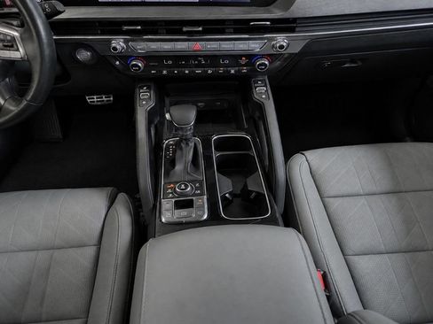 Certified 2024 Kia Telluride SX Prestige X-Line AWD/4WD image 31