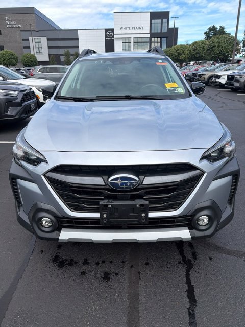 Used 2023 Subaru Outback Limited AWD/4WD image 5