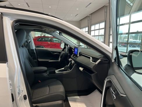 New 2025 Toyota RAV4 XLE image 21
