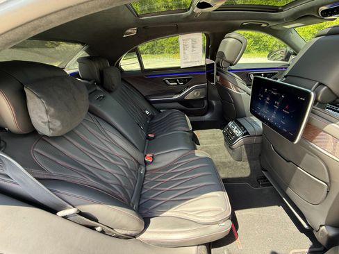 Used 2024 Mercedes-Benz S 63 AMG S image 53