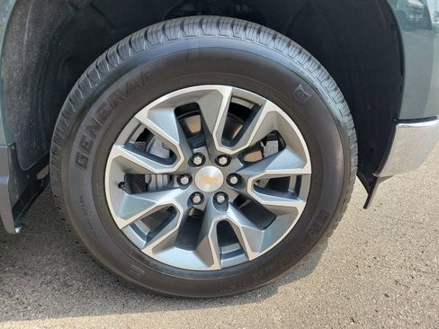 Used 2026 Chevrolet Silverado 1500 LT AWD/4WD image 6