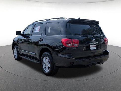 Used 2012 Toyota Sequoia SR5 RWD image 3