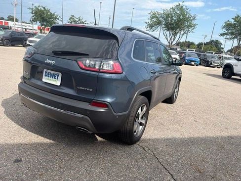Used 2022 Jeep Cherokee Limited AWD/4WD image 5