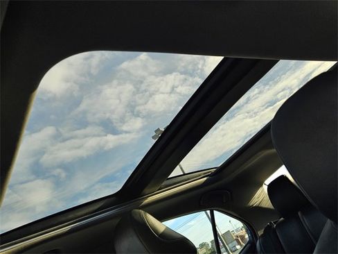 Used 2020 Toyota Camry XSE image 19