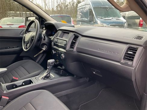 Used 2019 Ford Ranger XL w/ Equipment Group 101A Mid image 11
