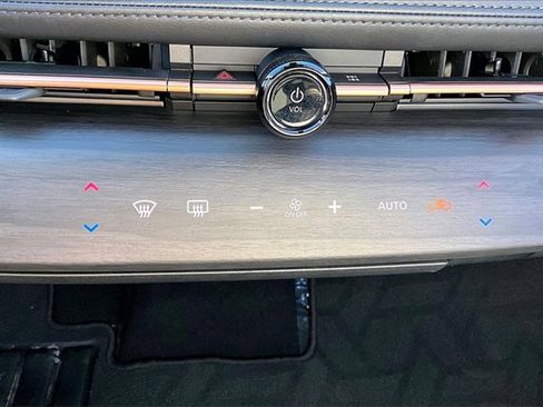 Certified 2023 Nissan Ariya ENGAGE image 15