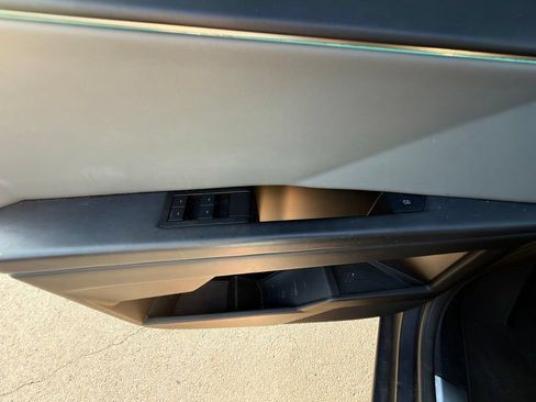 Used 2025 Tesla Cybertruck AWD Crew Cab image 28