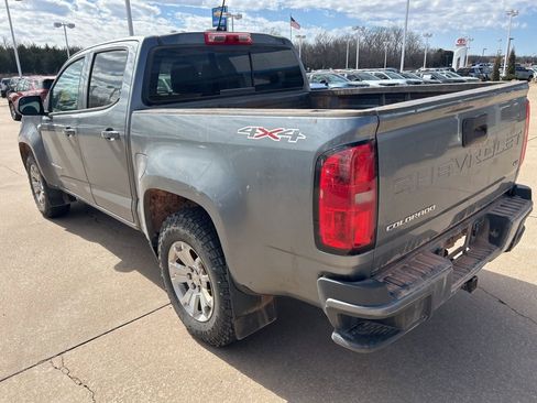 Used 2022 Chevrolet Colorado LT w/ LT Convenience Package image 3