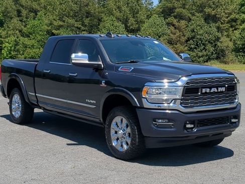 Used 2019 RAM 2500 Limited AWD/4WD image 2