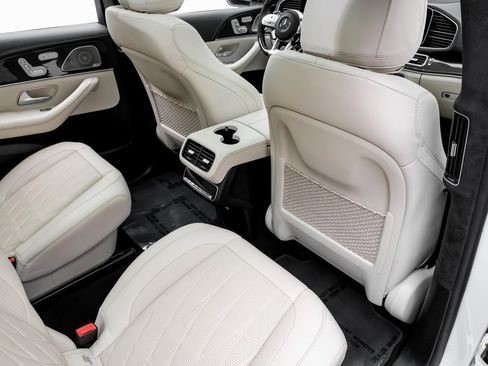 Used 2022 Mercedes-Benz GLS 63 AMG 4MATIC image 33