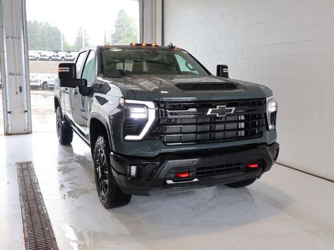 New 2026 Chevrolet Silverado 2500 LT w/ Trail Boss Package AWD/4WD image 2