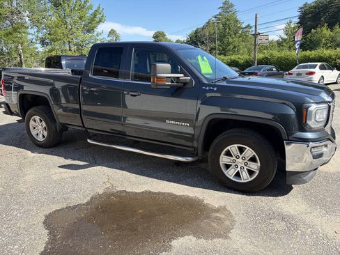 Used 2018 GMC Sierra 1500 SLE w/ SLE Value Package AWD/4WD image 8