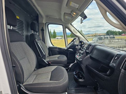Used 2021 RAM ProMaster 2500 FWD image 10