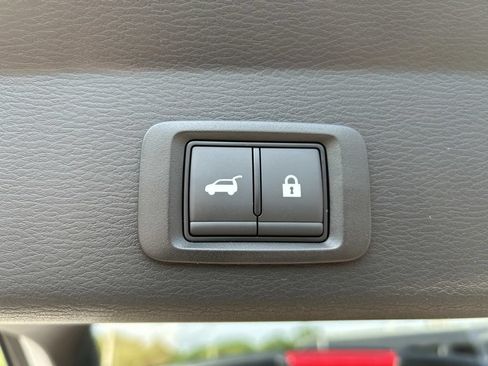 New 2026 Nissan Rogue SL AWD/4WD image 5