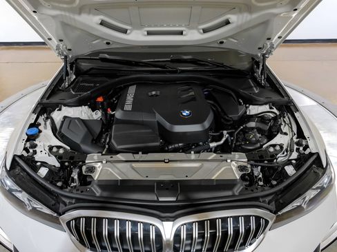 Used 2025 BMW 330i xDrive Sedan image 53