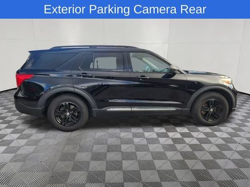 Used 2020 Ford Explorer XLT RWD image 4