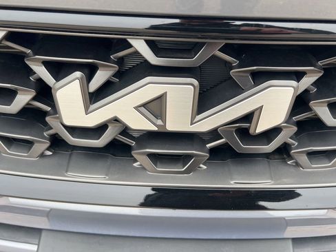 Certified 2023 Kia Sorento S image 28