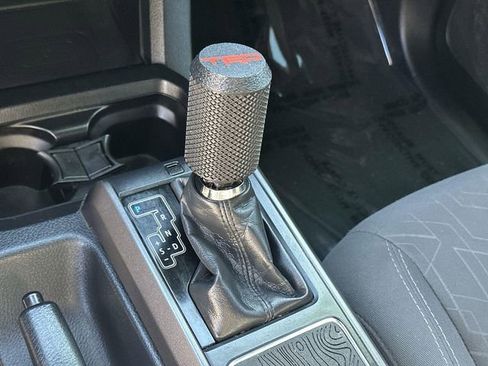 Used 2018 Toyota Tacoma TRD Sport w/ Technology Package image 14