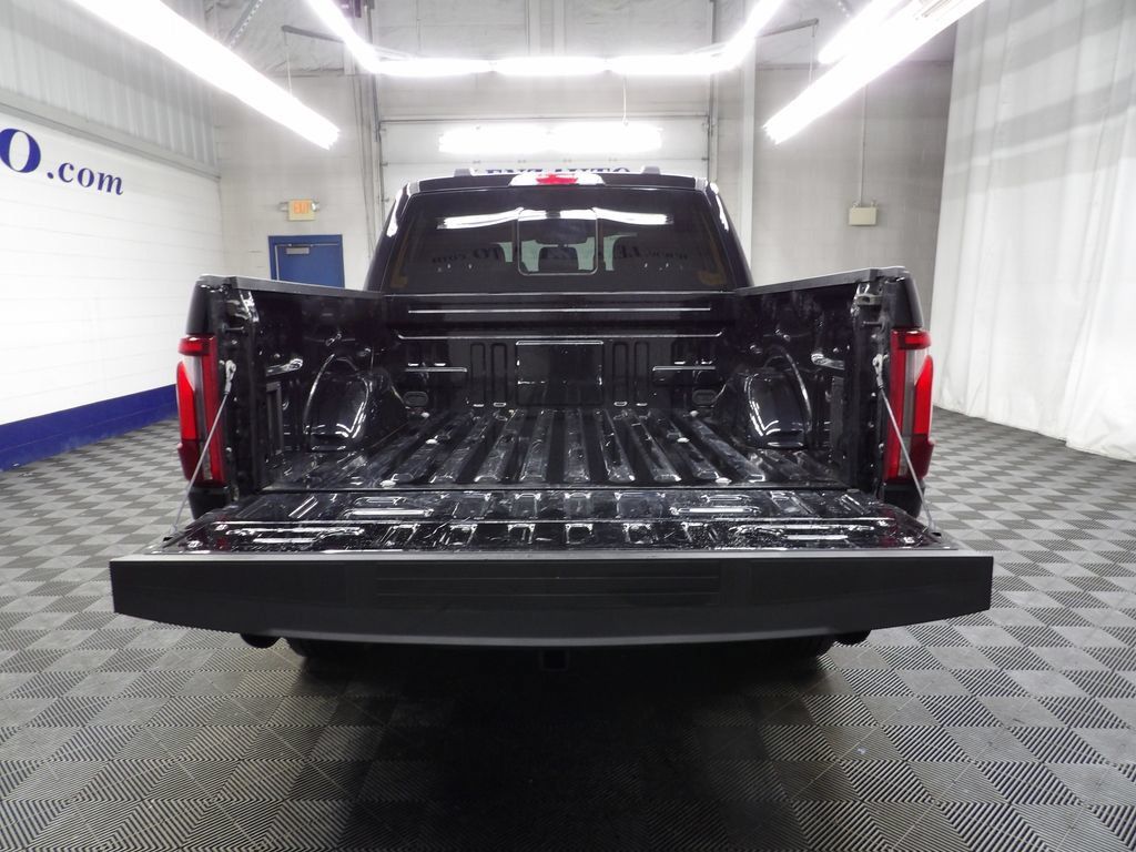 Used 2025 Ford F150 Lariat AWD/4WD image 46