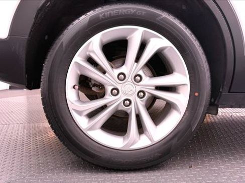 Used 2023 Buick Encore GX Preferred FWD image 32