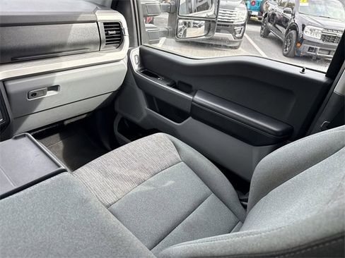 Used 2024 Ford F350 XLT image 25