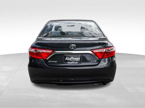 Used 2015 Toyota Camry LE FWD image 8
