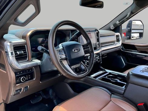 Used 2024 Ford F250 King Ranch w/ FX4 Off-Road Package AWD/4WD image 17