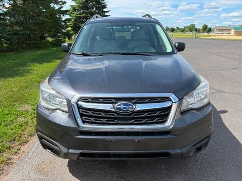 Used 2017 Subaru Forester 2.5i w/ Alloy Wheel Package AWD/4WD image 4