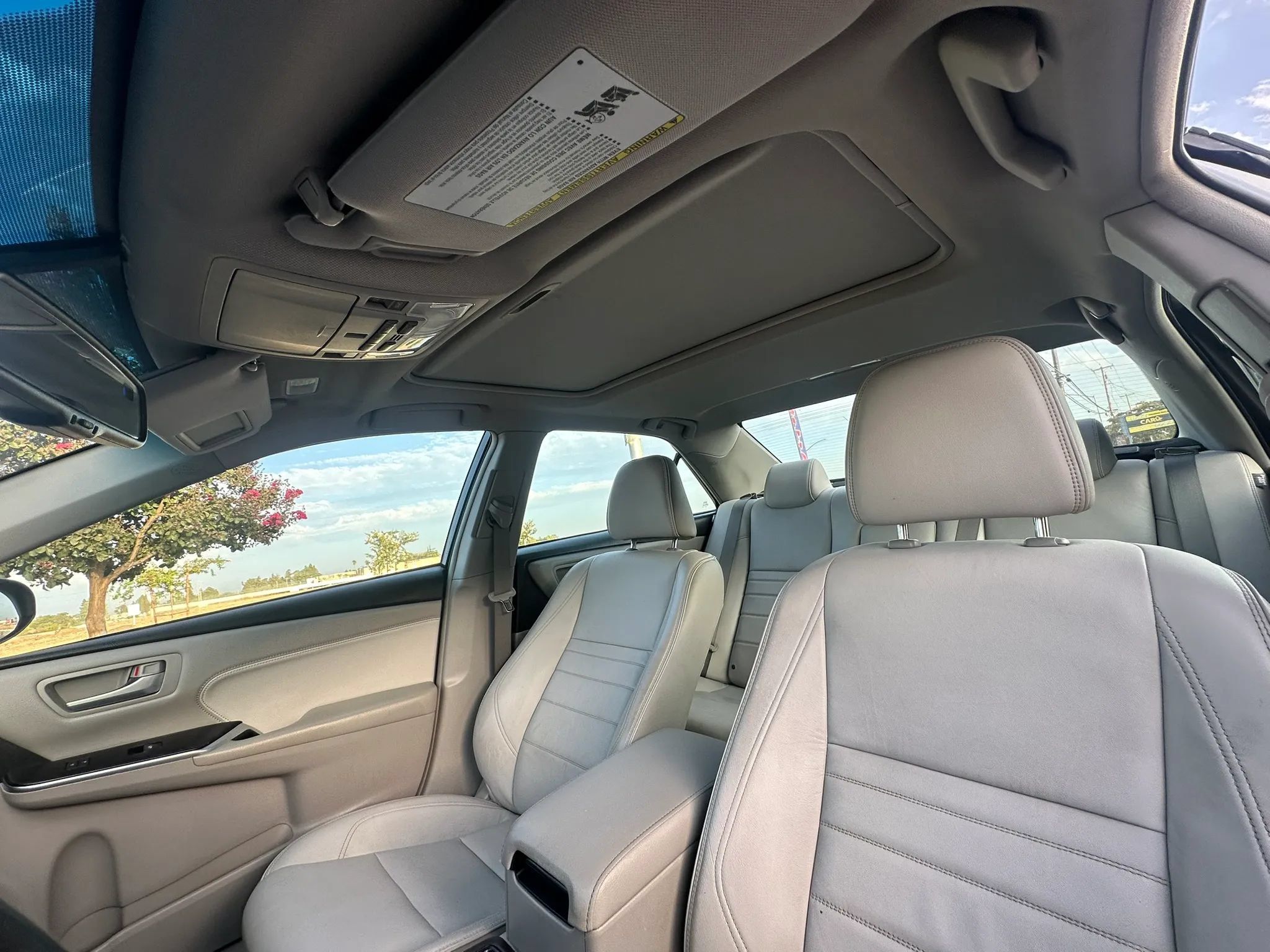 Used 2016 Toyota Camry XLE FWD image 35