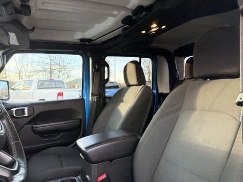 Used 2020 Jeep Gladiator Sport w/ Quick Order Package 24S image 25
