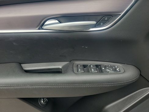 Used 2026 Cadillac XT5 Luxury FWD image 28