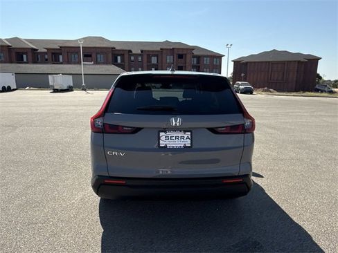 Used 2025 Honda CR-V EX image 12