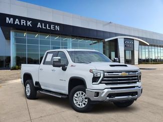 Used 2024 Chevrolet Silverado 2500 LTZ w/ LTZ Plus Package AWD/4WD video 1
