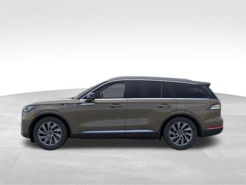 New 2025 Lincoln Aviator AWD w/ Equipment Group 101A image 25