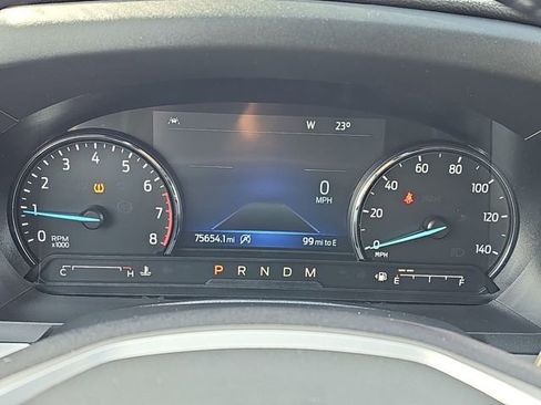 Used 2020 Ford Explorer XLT w/ Equipment Group 202A image 12