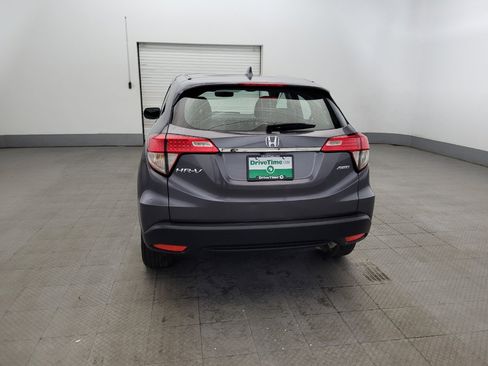 Used 2022 Honda HR-V LX image 6