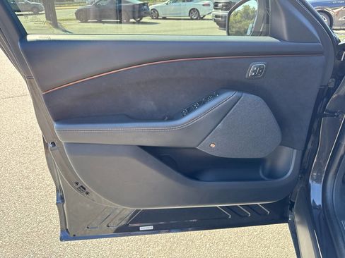 Used 2022 Ford Mustang Mach-E GT AWD/4WD image 23