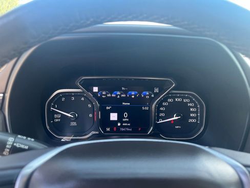 Used 2021 GMC Yukon XL SLT w/ Rear Media and Nav Package AWD/4WD image 24