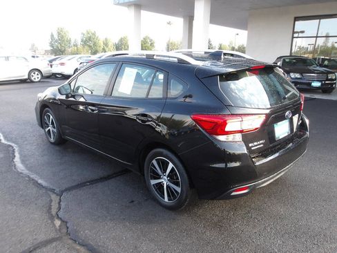 Used 2019 Subaru Impreza 2.0i Premium AWD/4WD image 3