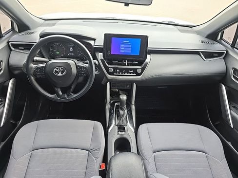 Used 2023 Toyota Corolla Cross AWD Hybrid image 12