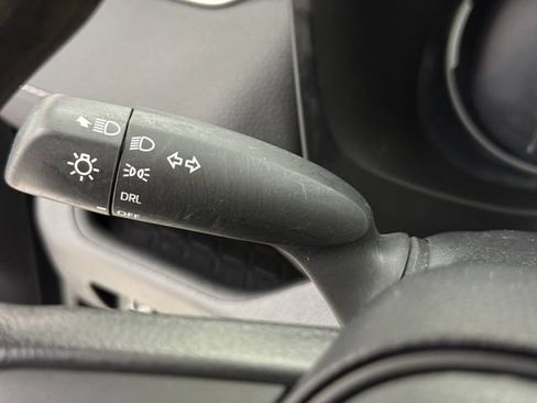 Used 2023 Toyota RAV4 LE FWD image 13