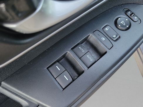 Used 2020 Honda CR-V EX image 14