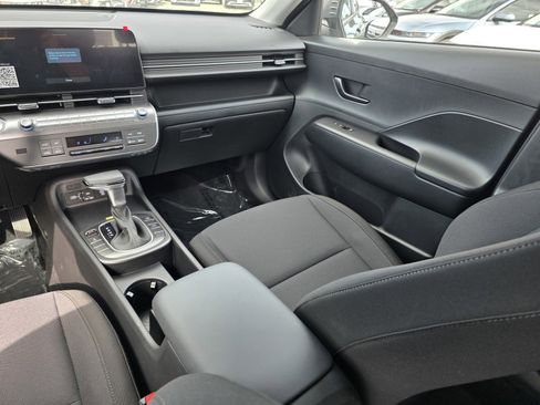 New 2025 Hyundai Kona SEL image 33