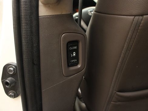 Used 2014 Honda Odyssey Touring image 22